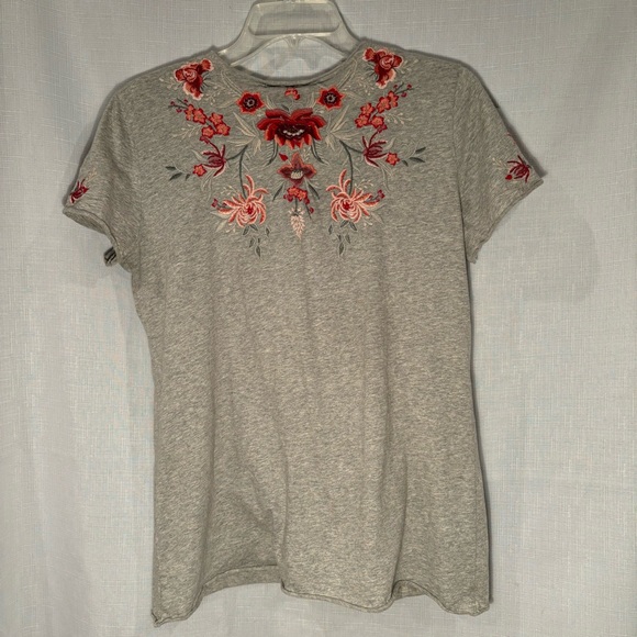 Johnny Was Tayshia Pleat Front V Neck T Embroidered Shirt Size S - Picture 2 of 6